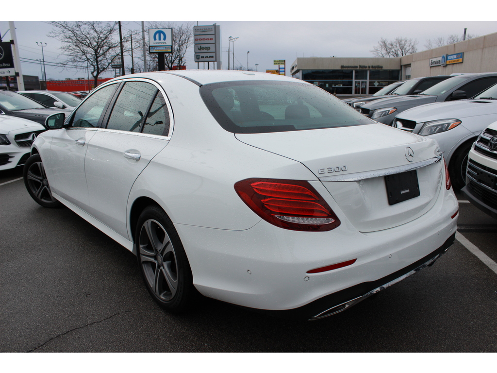 Certified Pre-Owned 2017 Mercedes-Benz E300 4MATIC Sedan 4-Door Sedan ...